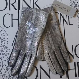 Chicos leather gloves